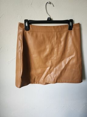 BB Dakota Camel Faux Leather Mini Skirt Size 8 NWT
